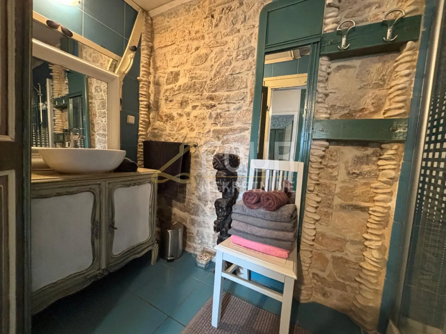 istra, marčana - okolica, 145m2, kamena kuća s bazenom - slika 27