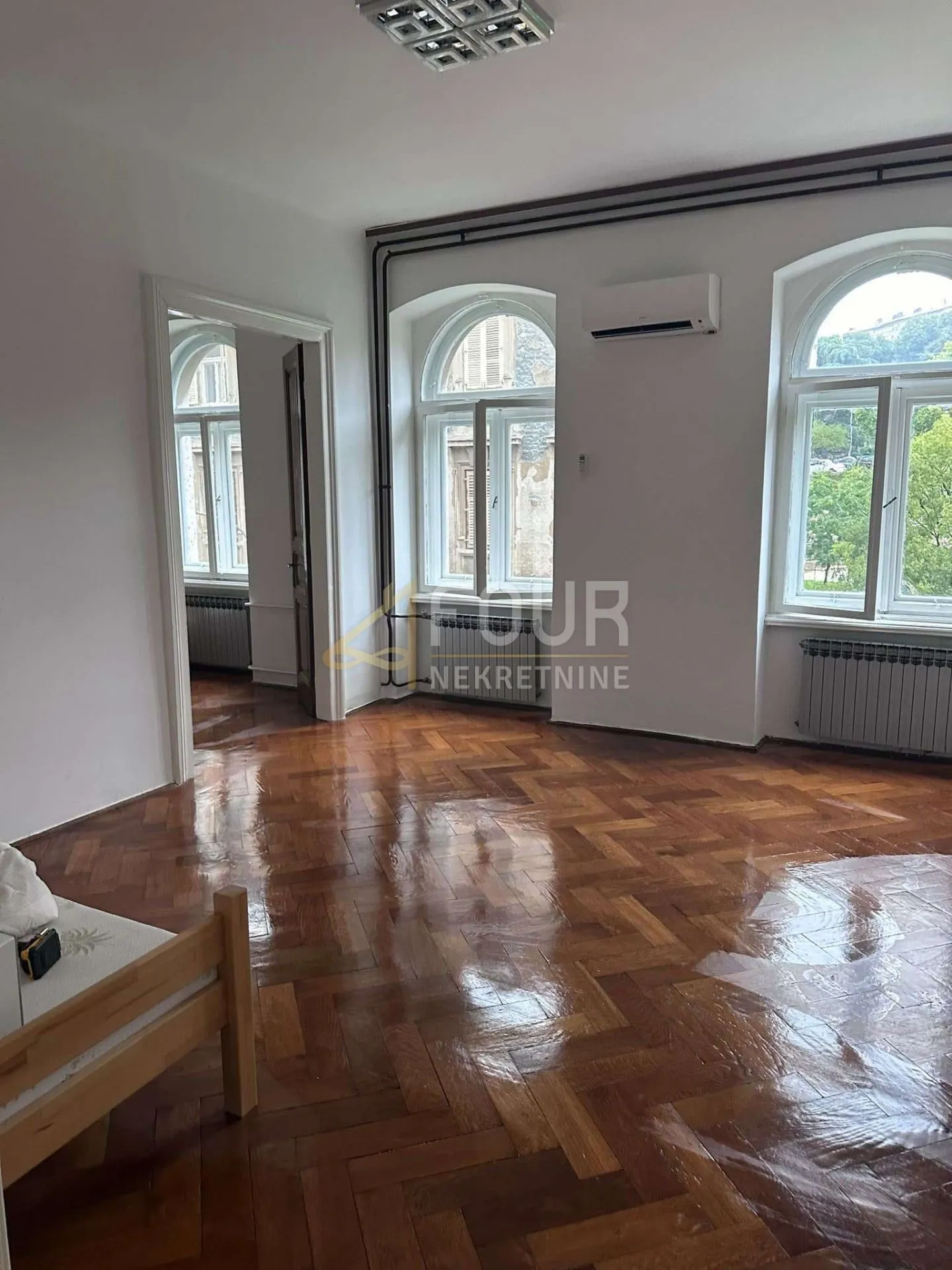 Najam, Rijeka, Brajda, 4s+db, smještaj do 12 osoba