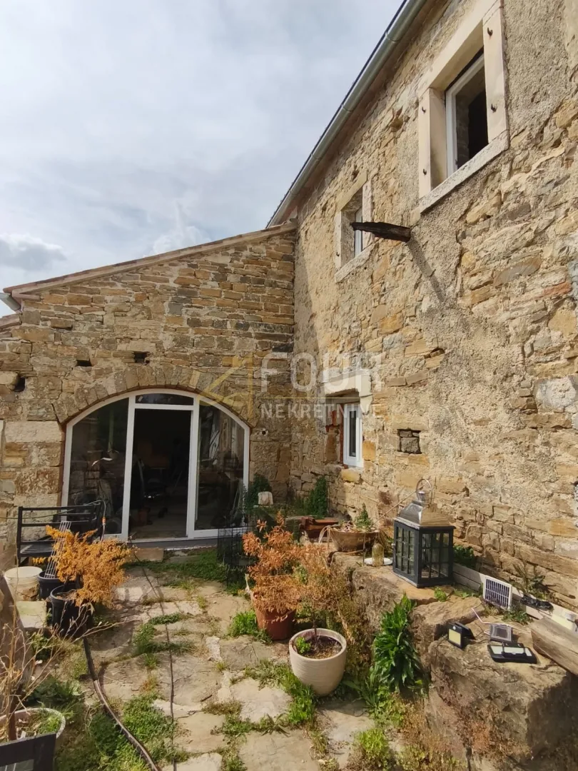 istra, cerovlje - okolica, imanje od 3.369m2 - dvije kamene kuće - slika 9