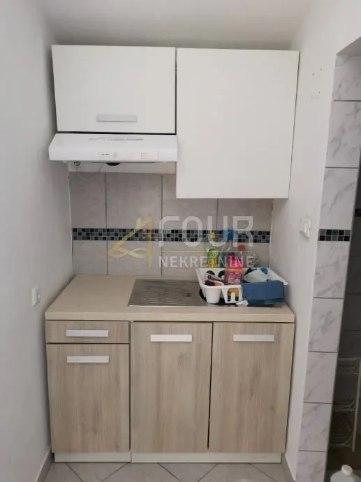 istra, barbariga, gospodarska zgrada na parceli 4.768m2 - slika 5