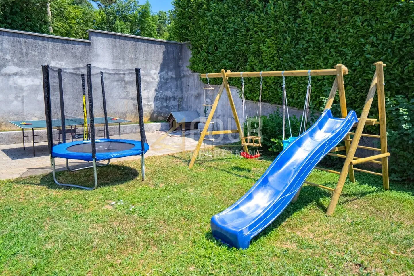 viškovo, saršoni, vila s bazenom, 2 garaže, velika okućnica - slika 19