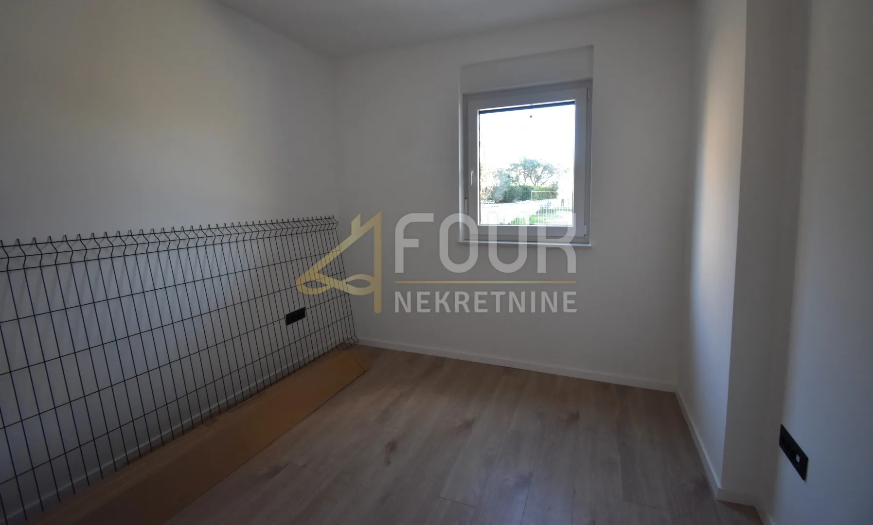 otok krk, čižići, novogradnja, 2s+db, terasa + okućnica - slika 4