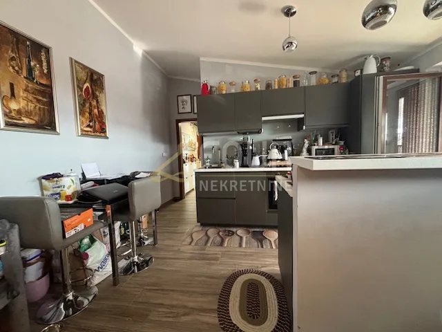 novi vinodolski, 66m2, 1s+db, lođa, pogled na more - slika 3