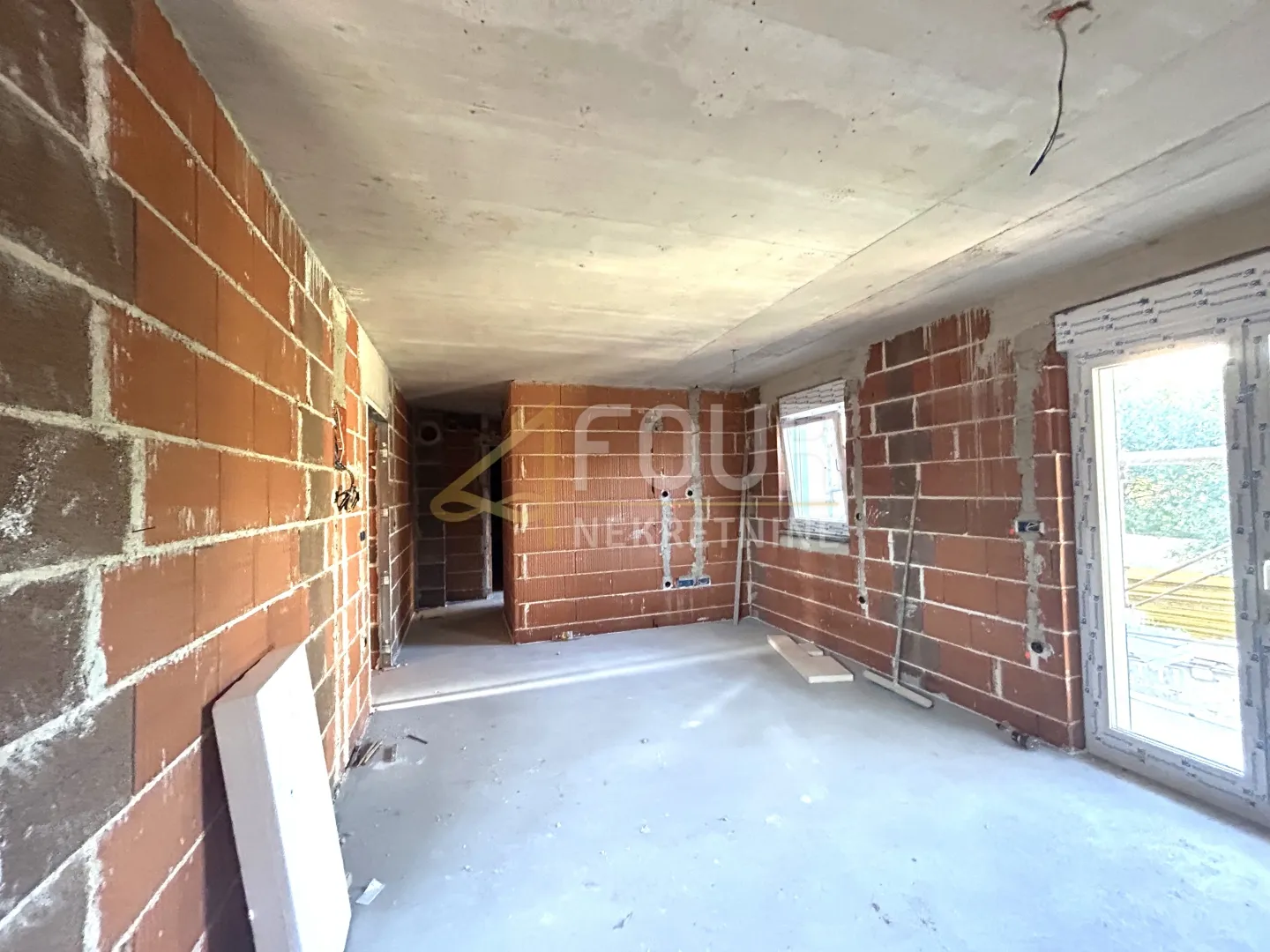 istra, pula, valdabek, 2s+db, 54.98m2, terasa - slika 2