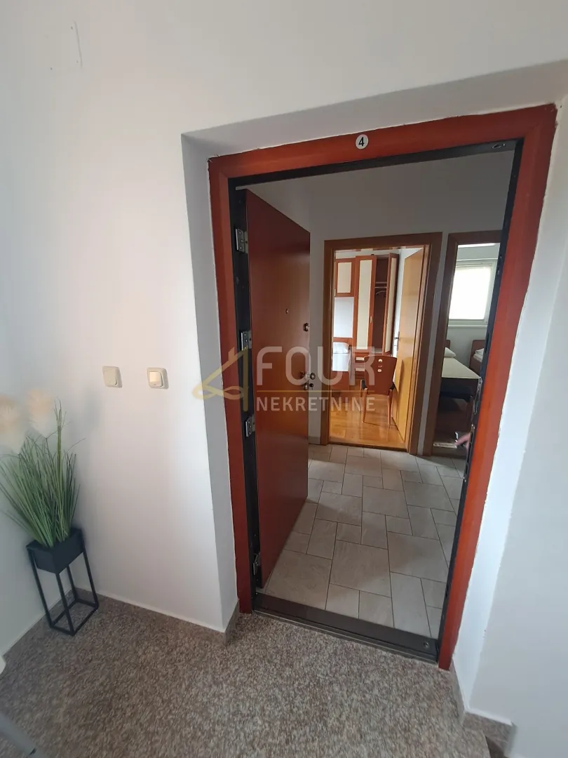 otok krk, malinska, 61m2, 2s+db, terasa - slika 5