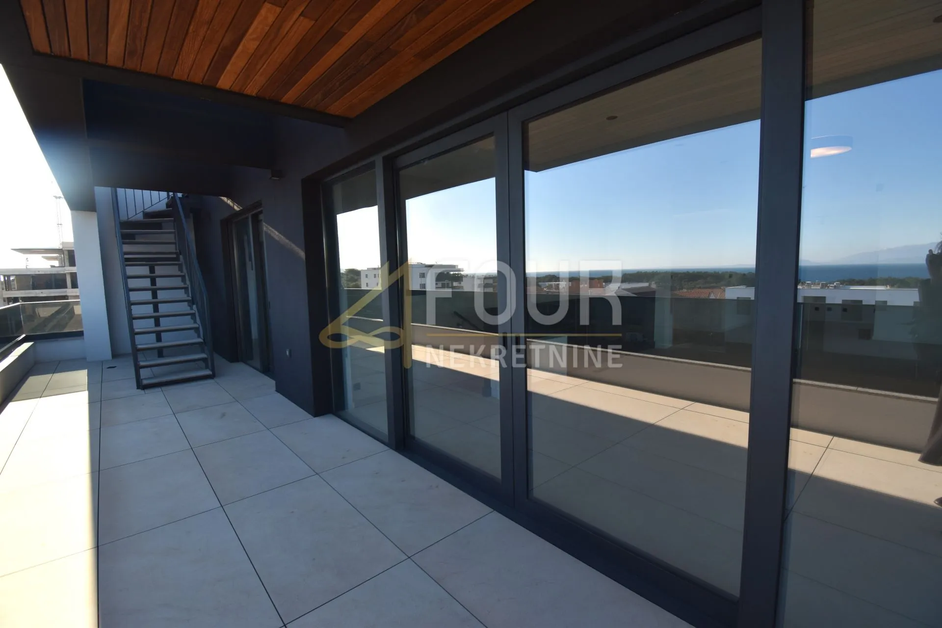 otok krk, krk, novogradnja, 154.21m2, 3s+db, balkon, krovna terasa - slika 3