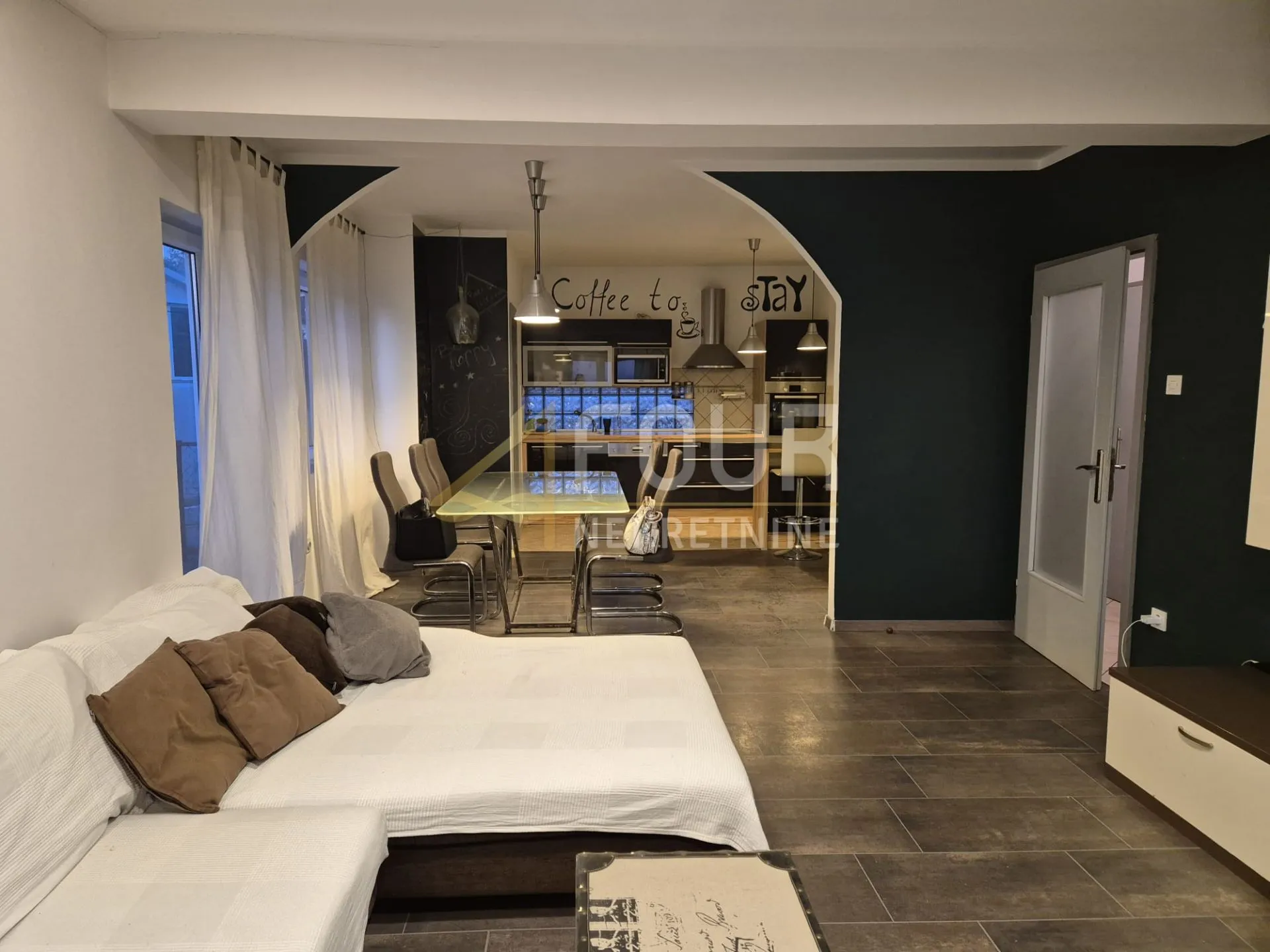 kastav, rešetari, kuća s 3 stana, 270m2, pogled na more - slika 6