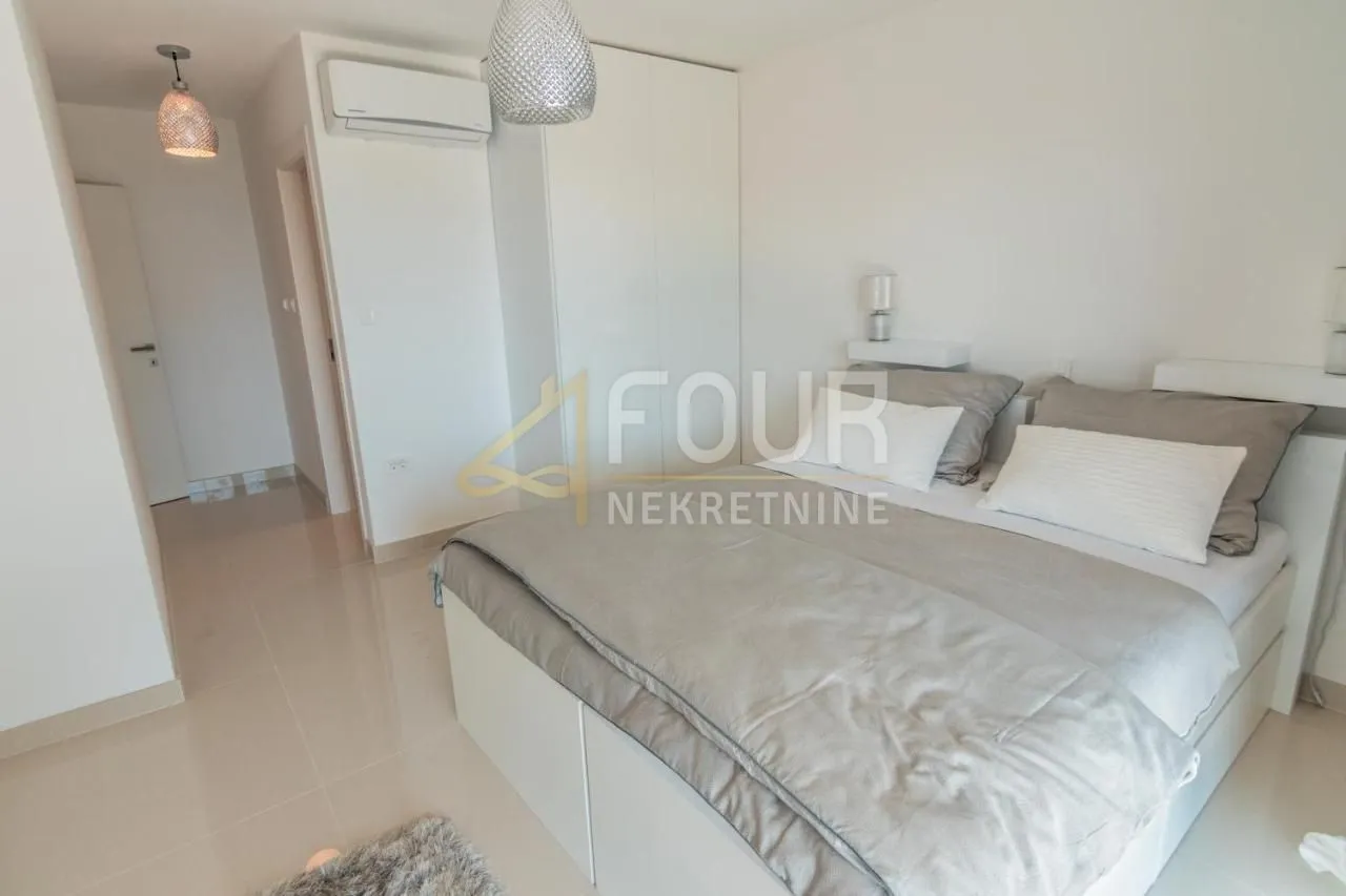 opatija, pobri, moderna luksuzna vila s infinity bazenom i panoramskim pogledom - slika 20
