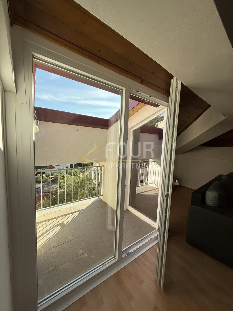 obrovac, 2s+db, 60m2, lođa - slika 4