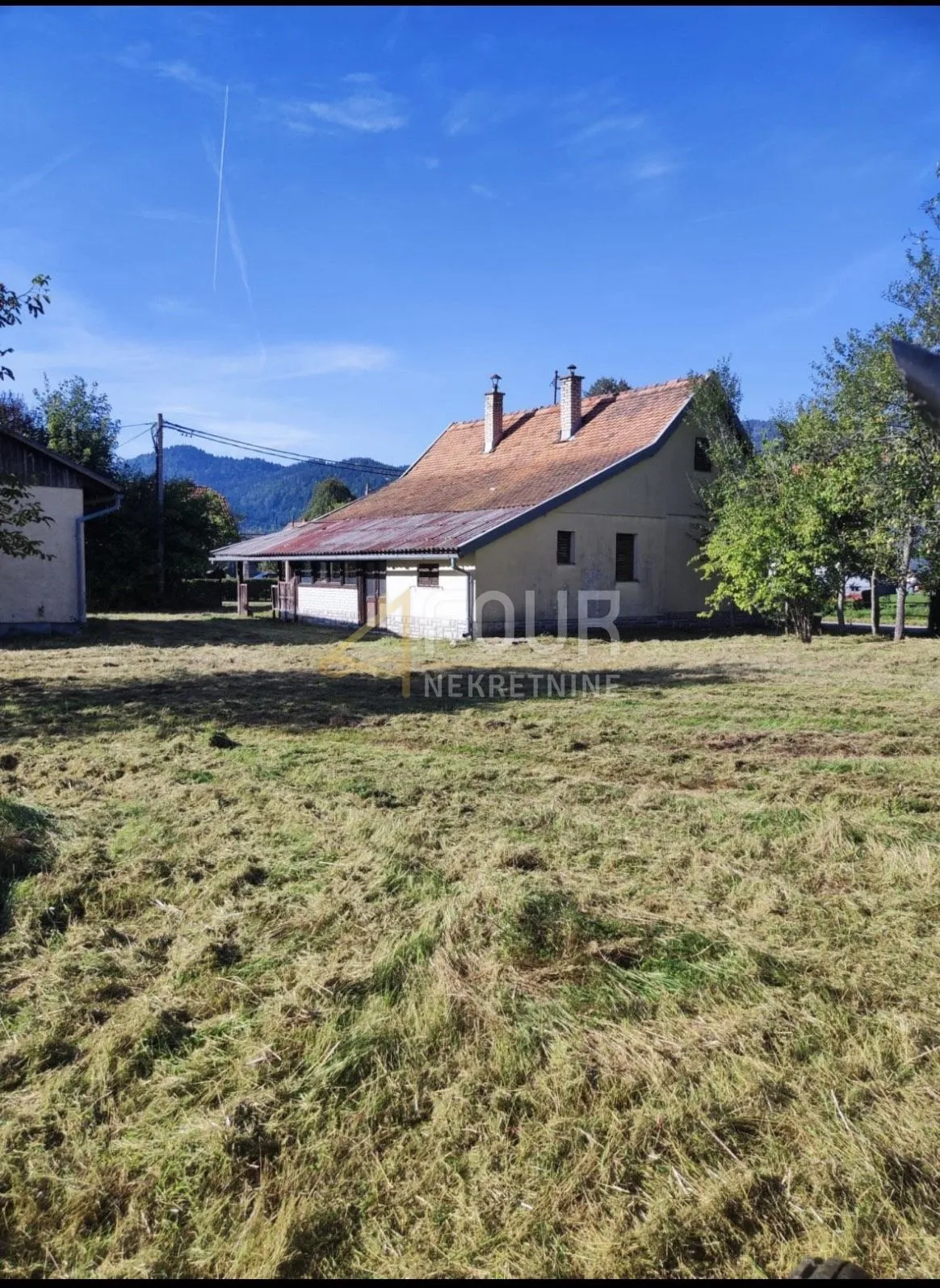 gorski kotar, jasenak - okolica, samostojeća kuća + pomoćni objekt, velika okućnica - slika 2