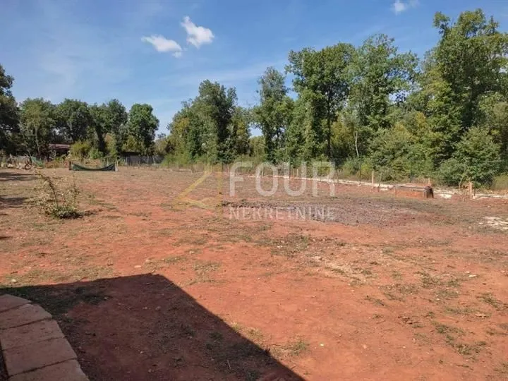 Istra, Valtura, poljoprivredno zemljište 756m2 - Valtura, Ližnjan