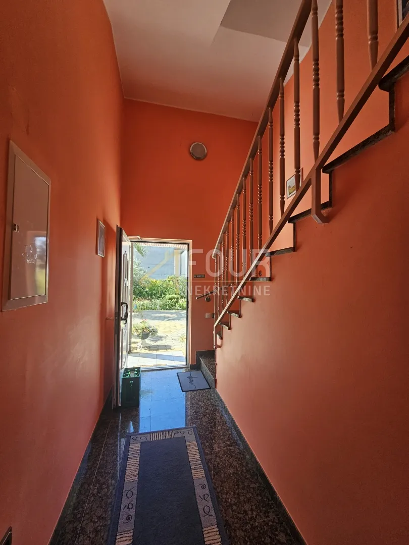 dalmacija, vodice, samostojeća kuća, 397m2 - slika 9