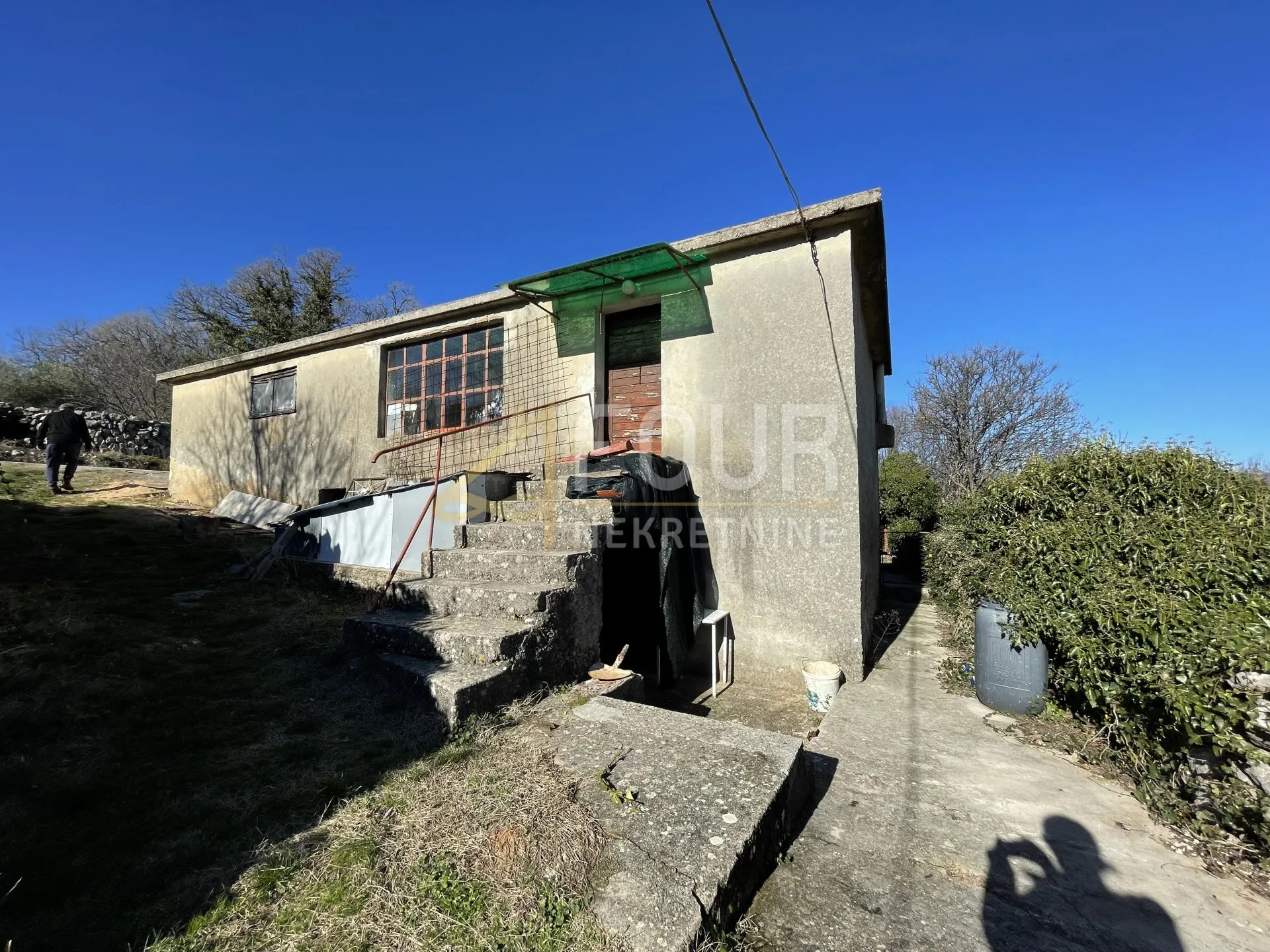otok krk, vrbnik - okolica, starina za adaptaciju - slika 2