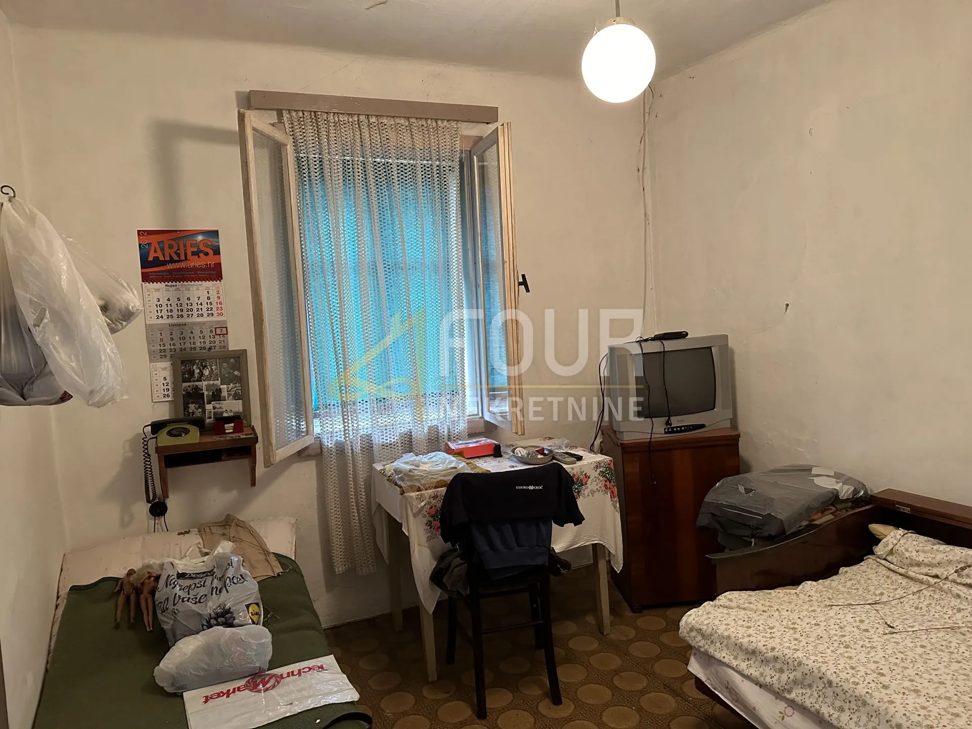 gorski kotar, brod moravice, samostojeća kuća 120m2, okućnica - slika 8