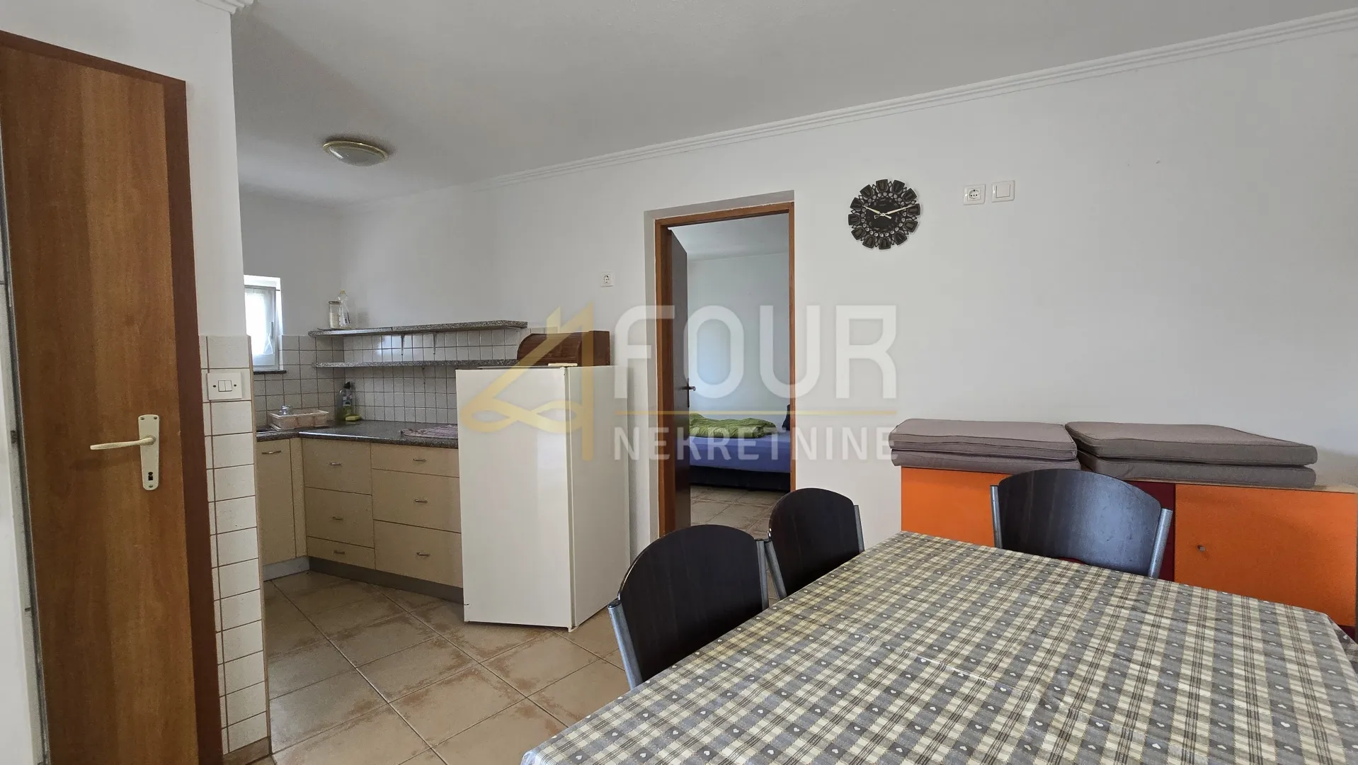 crikvenica, u naravi 2 stana - slika 8