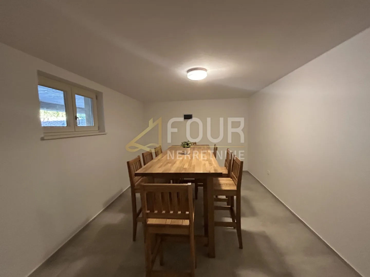 istra, barban - okolica, vila s bazenom, okućnica - slika 29