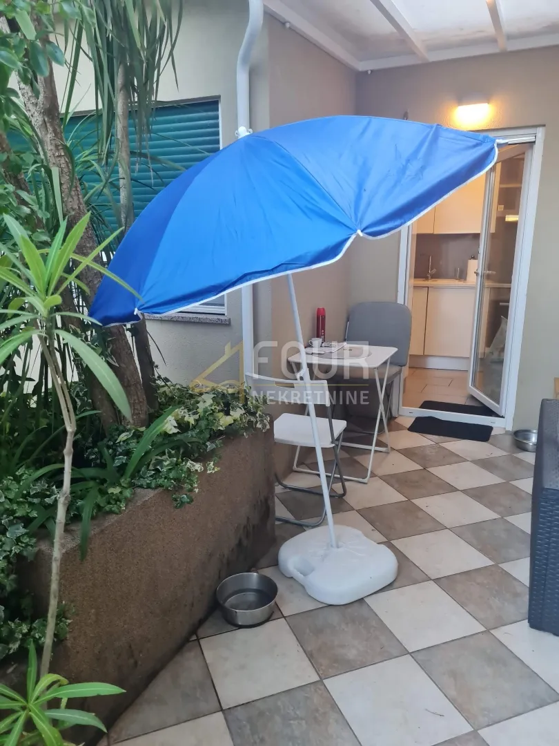 mošćenička draga, 84.36m2, 2s+db + 25m2 studio app, terasa - slika 3