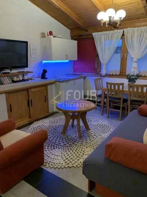 plitvička jezera - okolica, kuća s 3 stana - slika 11