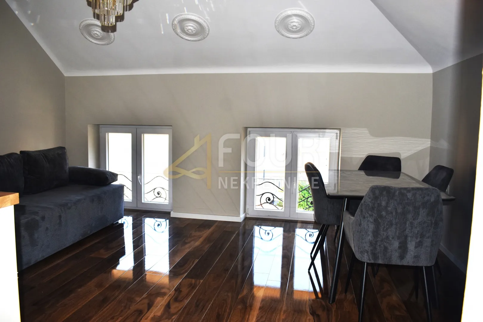 opatija, 89.26m2 - u naravi dva stana - slika 7