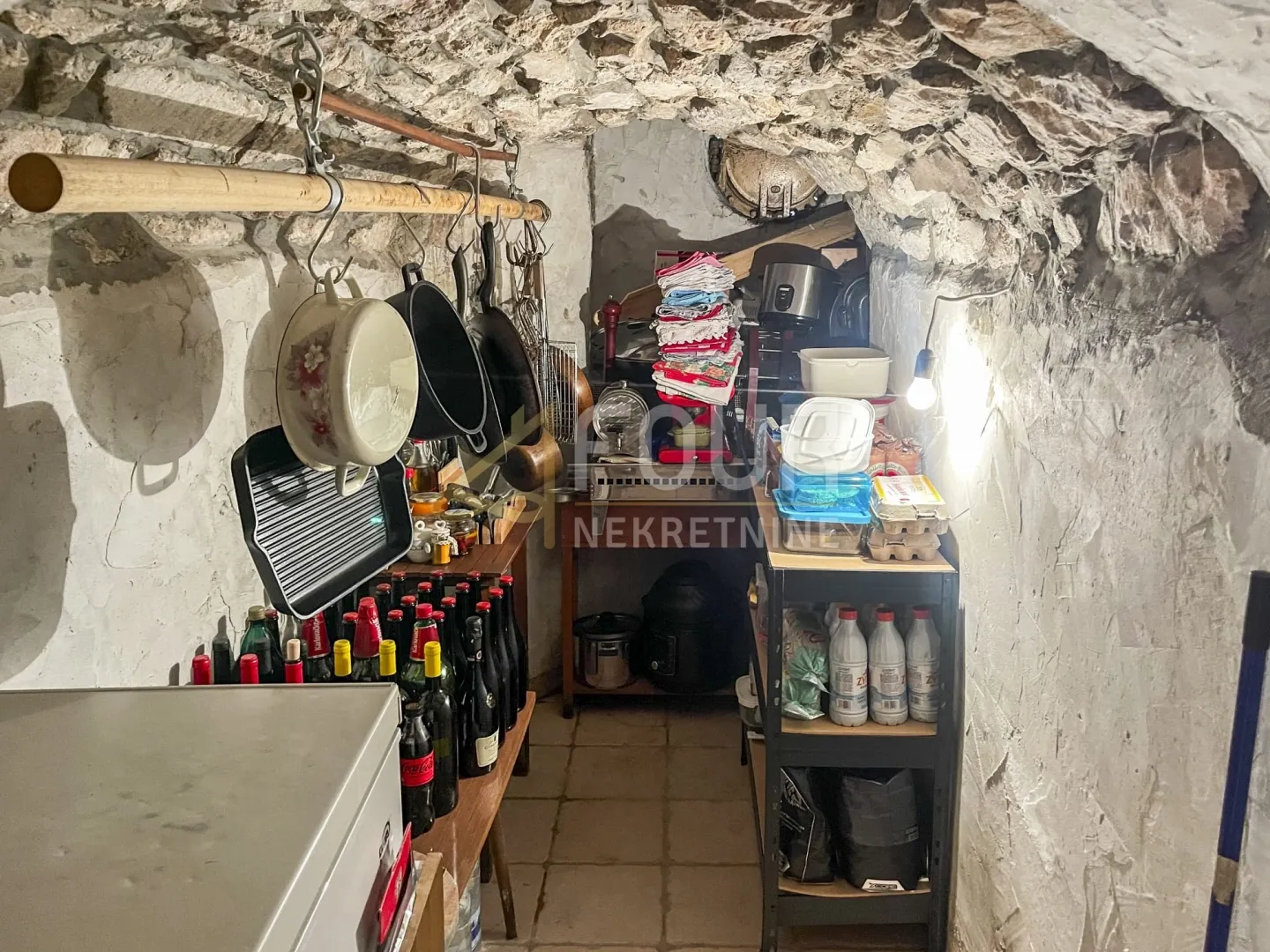 otok krk, dobrinj, šarmantna kuća - slika 26