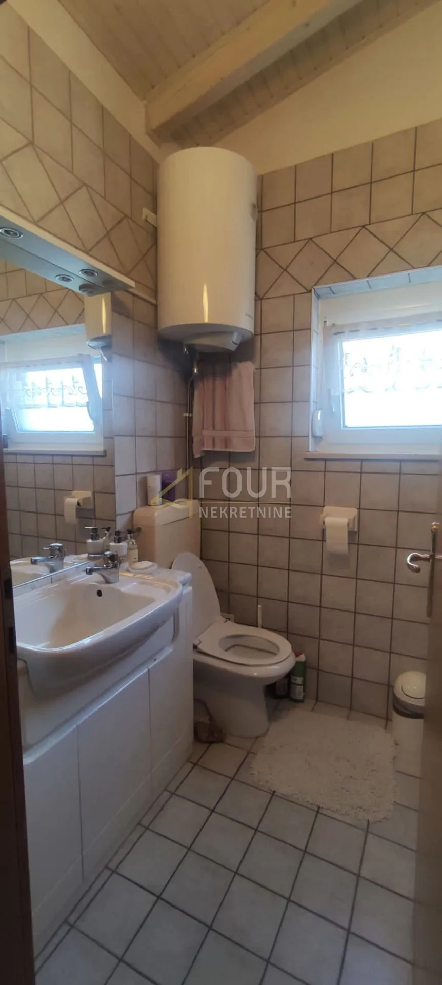 otok krk, malinska, 2s+db, apartman s terasom i pogledom na more - slika 8