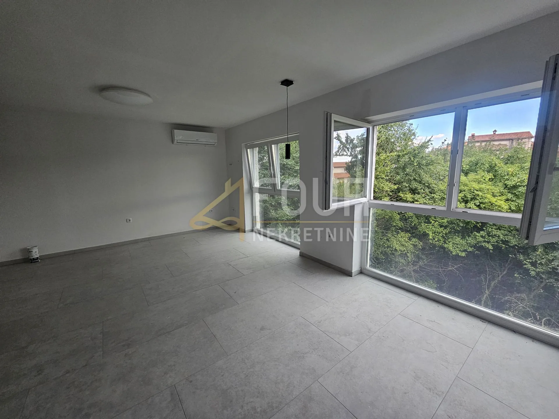 rijeka, srdoči, novogradnja, 1s+db, balkon, krovna terasa - slika 4