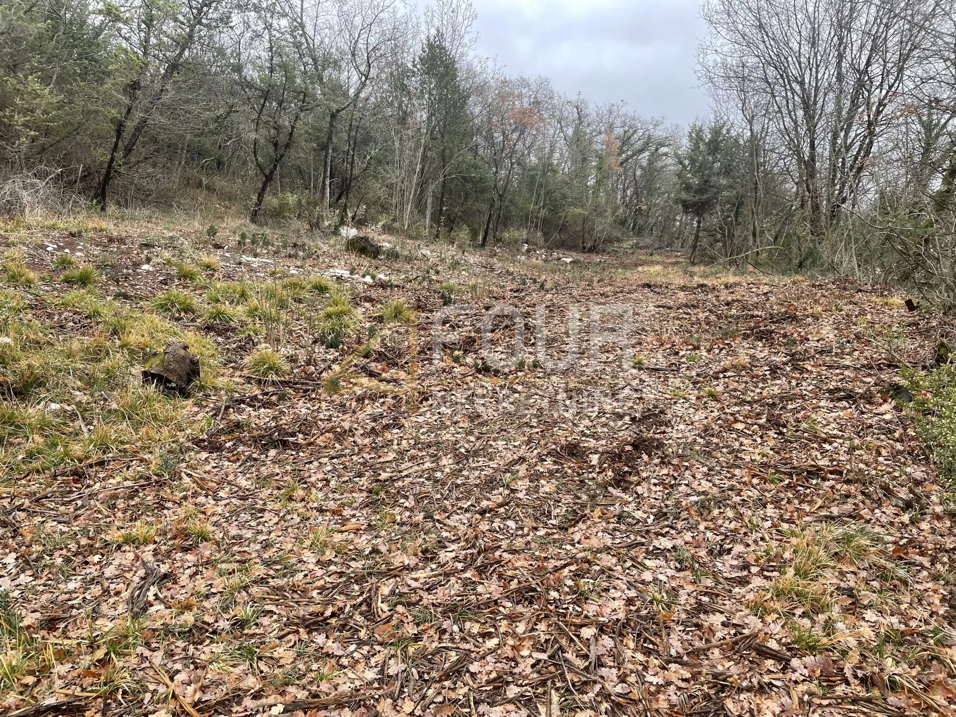 brseč, građevinsko zemljište od 809m2 - slika 4