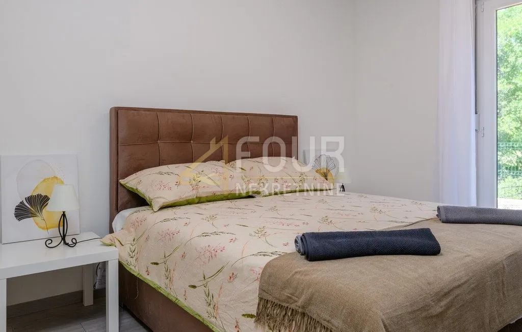 istra, labin - okolica, novogradnja, prizemnica s bazenom - slika 12