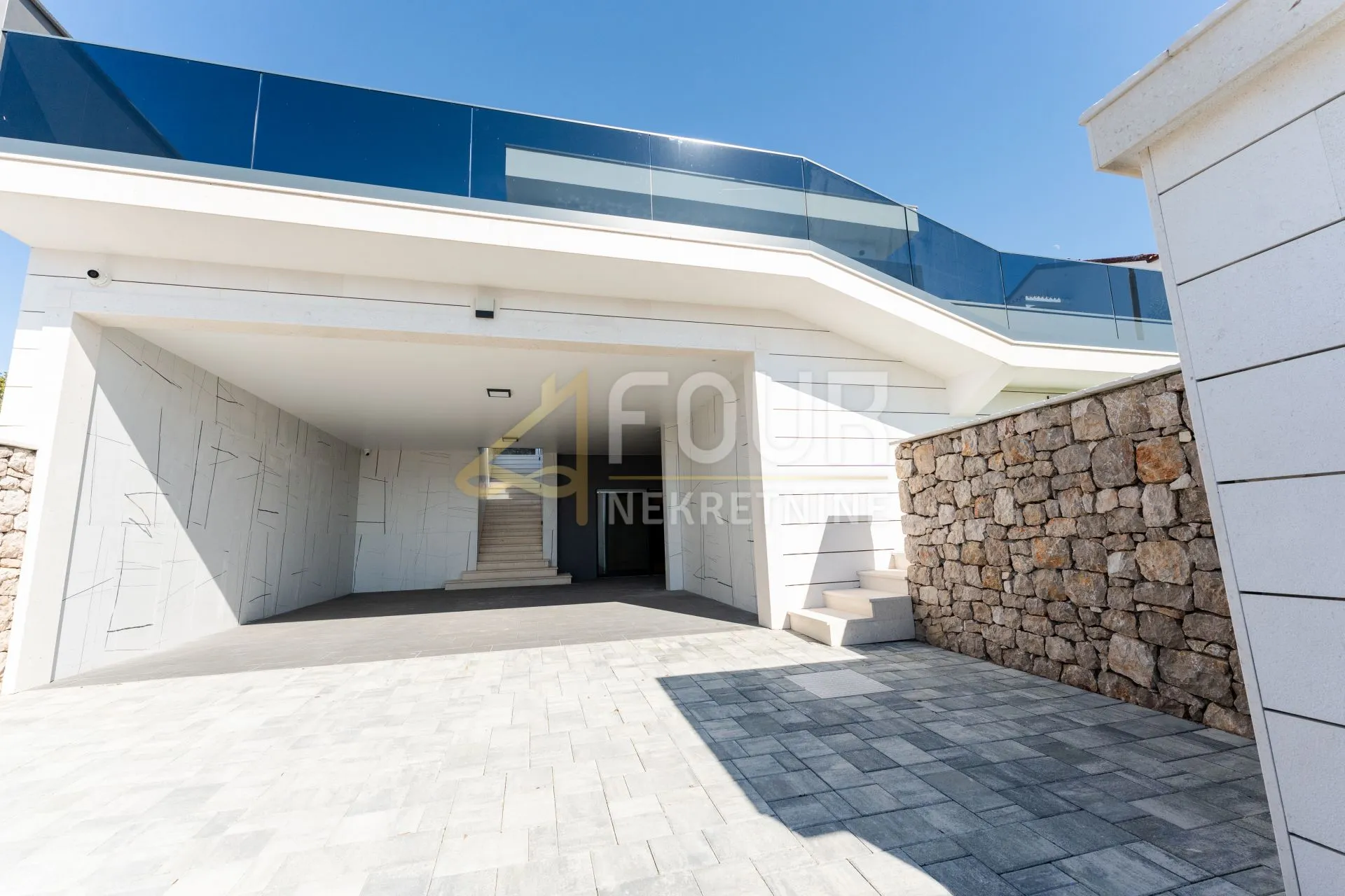 novi vinodolski, 391.72m2, vila s bazenom, saunom i pogledom na more, blizina plaže! - slika 80