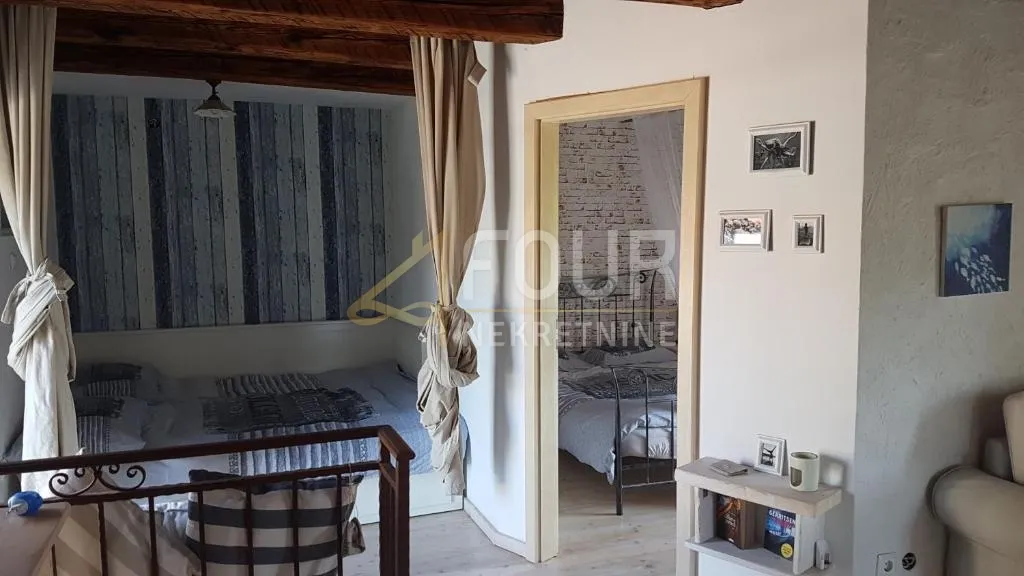 otok krk, malinska - okolica, kuća u nizu s bazenom - slika 17