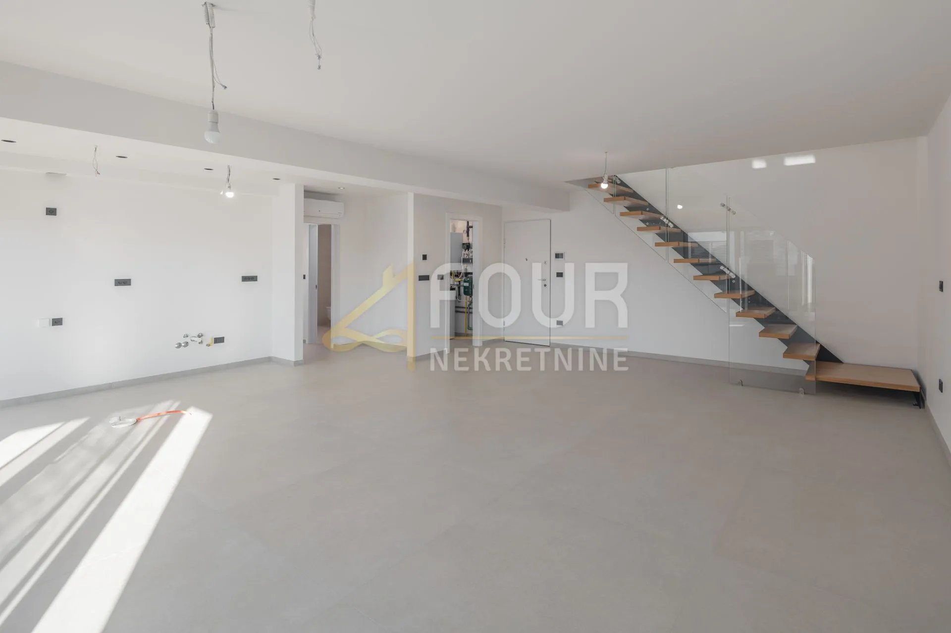istra, rovinj, novogradnja, 159m2, dvoetažni 4s+db, pogled na more - slika 4