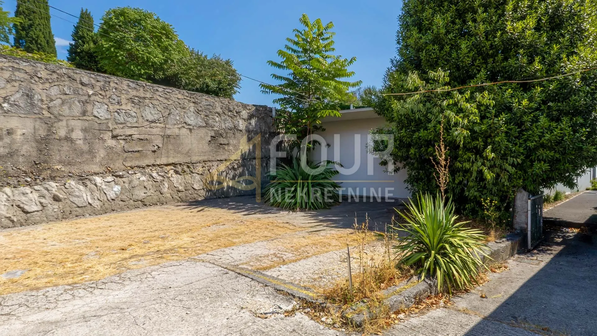rijeka, krimeja, poslovni prostor, 50.90m2, okućnica i parking! - slika 9