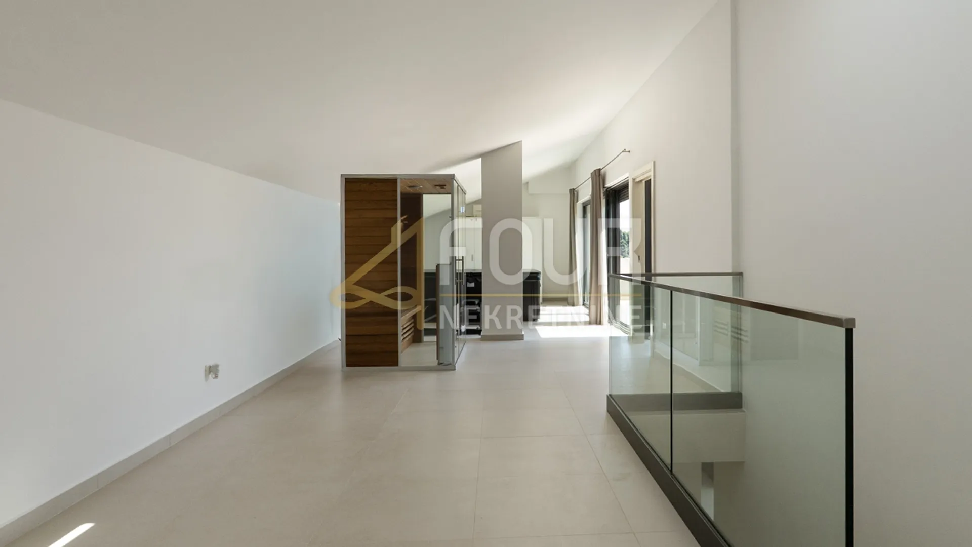 istra, rovinj, luksuzni dvoetažni penthouse, garaža, 100m od mora i plaže - slika 22