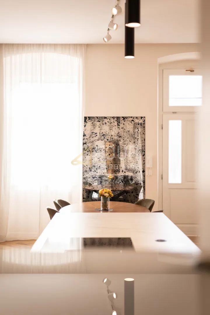 rijeka, sušak, 2s+db, 85m2, balkon - slika 12