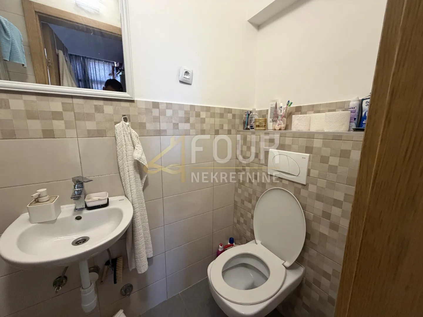 istra, pula, etaža 266.50m2 - 14 uređenih apartmana - slika 10