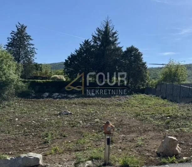 Veli Brgud, građevinsko zemljište 809m2 - Veli Brgud, Matulji