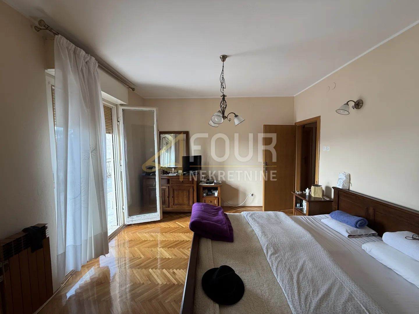 pula, veruda, samostojeća kuća, 673m2 - slika 9