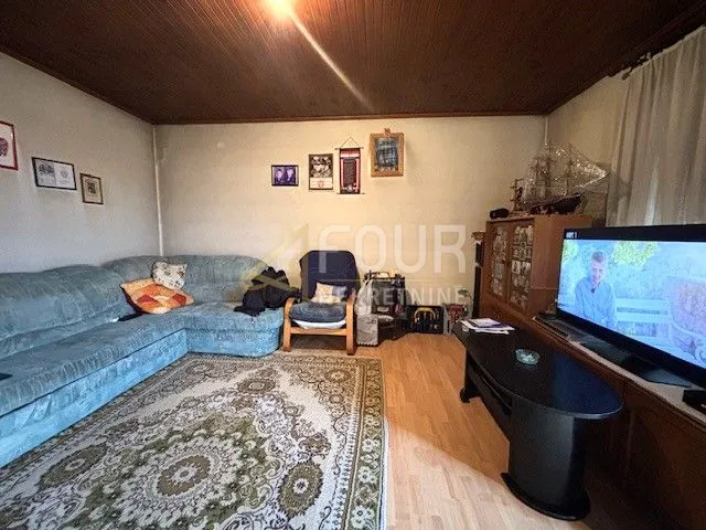 gorski kotar, brod moravice, samostojeća kuća, 300m2 - slika 2