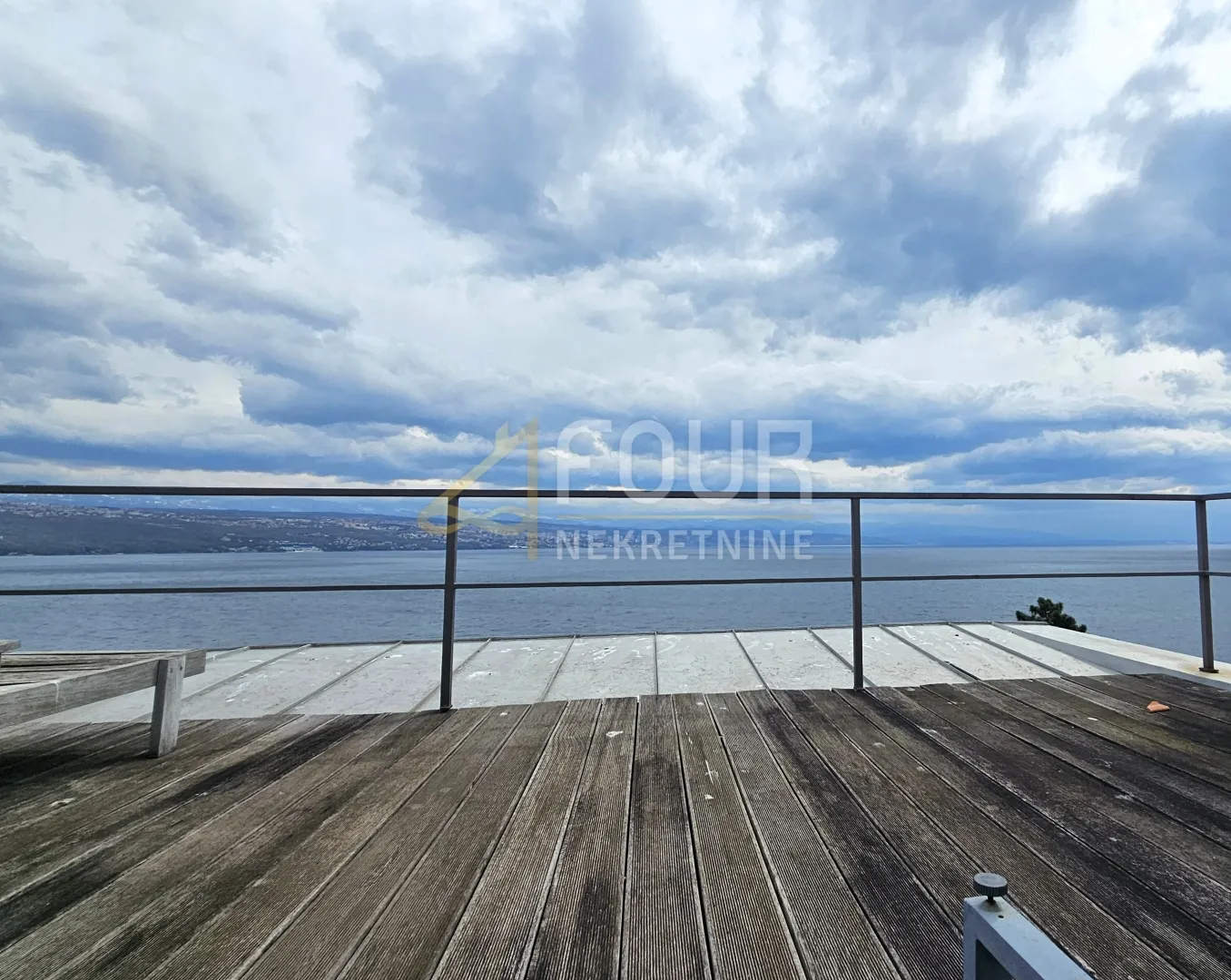 opatija, 110m2, etaža u vili, 2s+db, terasa, blizina mora! - slika 2