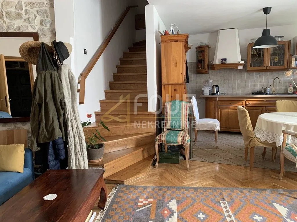 istra, rovinj, kuća u samom centru, 2 terase, pogled na more - slika 4