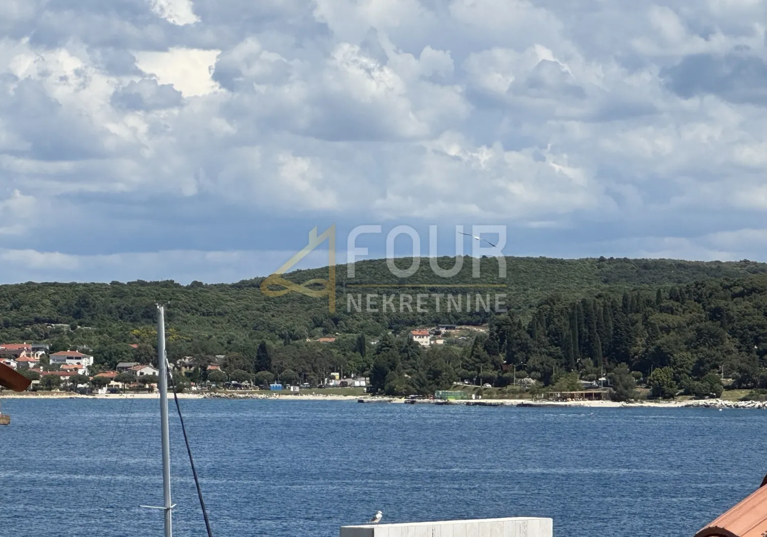 Istra, Rovinj - sami centar, 29.70m2 stan + tavan 16.50m2