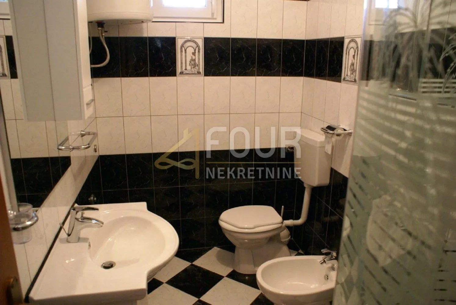 istra, rovinj, etaža s dva stana, 140m2, okućnica - slika 9