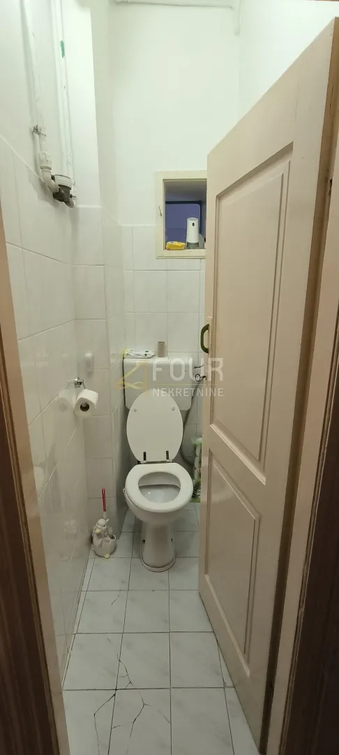 pula, centar, 1s+db, balkon, pogled na more - slika 7