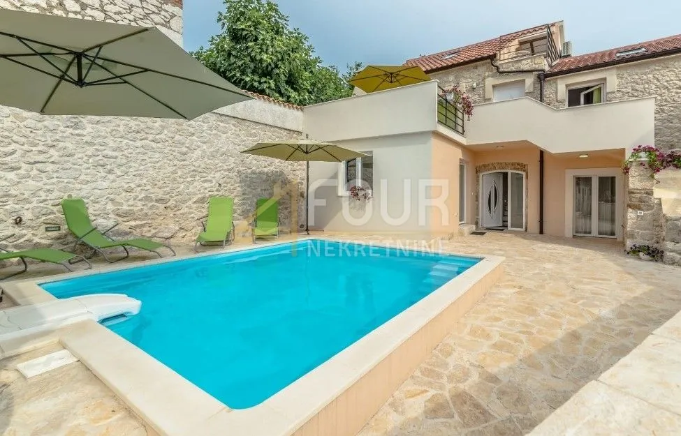 Zadar - okolica, kuća s bazenom, 150m2, pogled na more - Crno, Zadar
