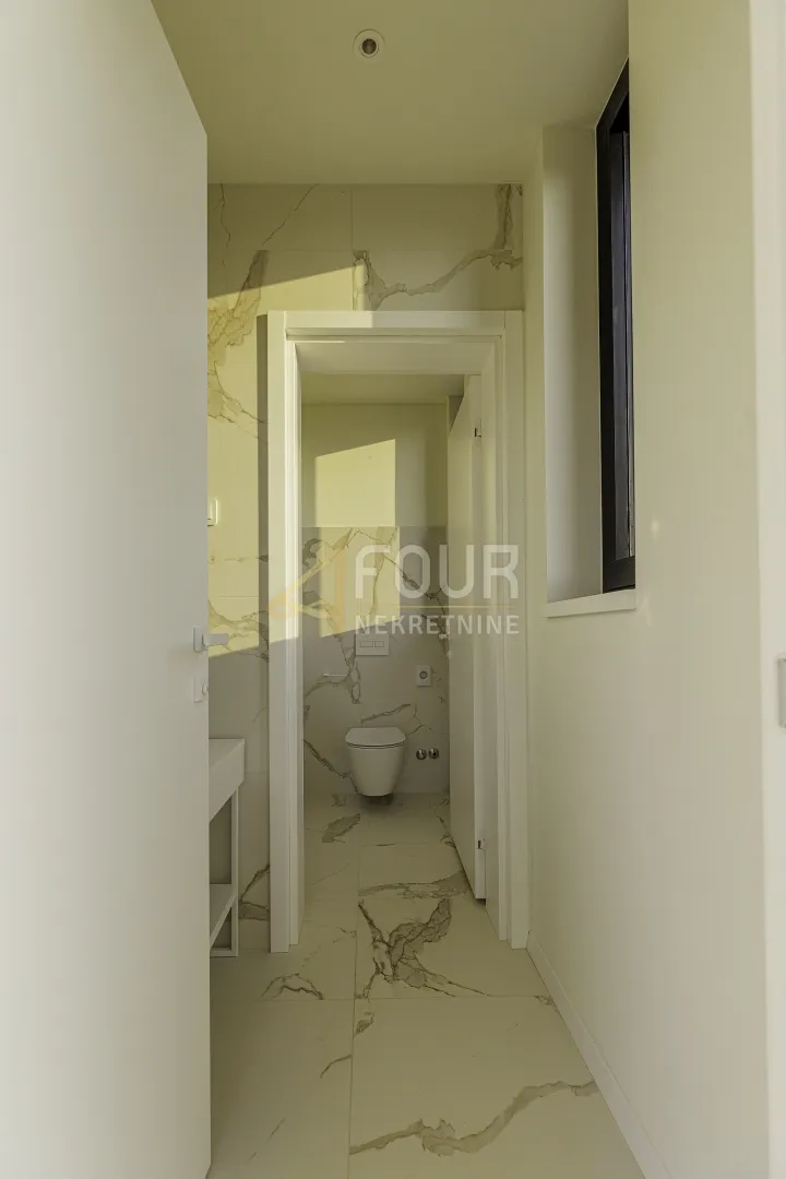 istra, umag - okolica, stan - luksuzni resort, 1. red do mora - slika 16