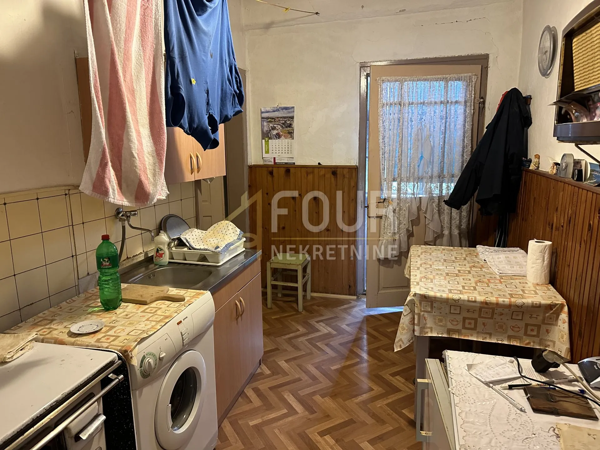 gorski kotar, brod moravice, samostojeća kuća 120m2, okućnica - slika 11
