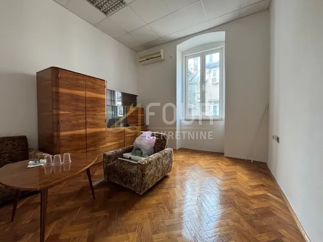 rijeka, centar, 112.25m2, prostran gradski stan - slika 4