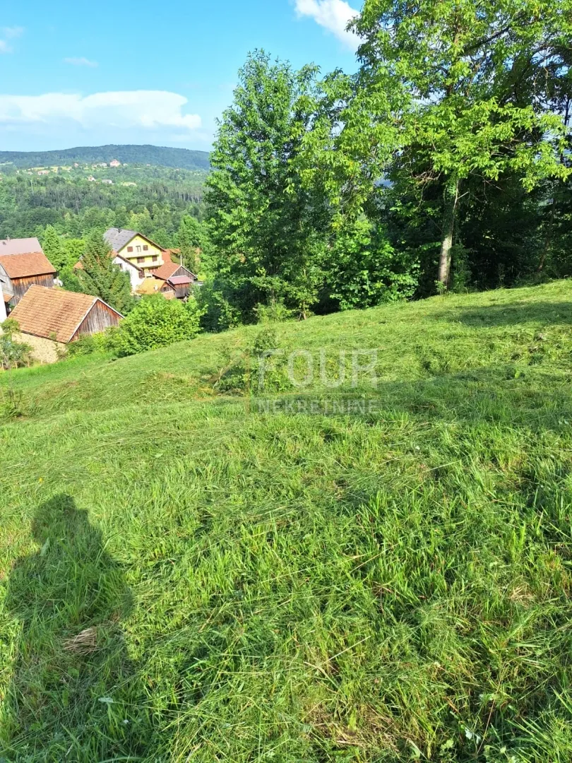 Vrbovsko, građevinsko zemljište 544m2
