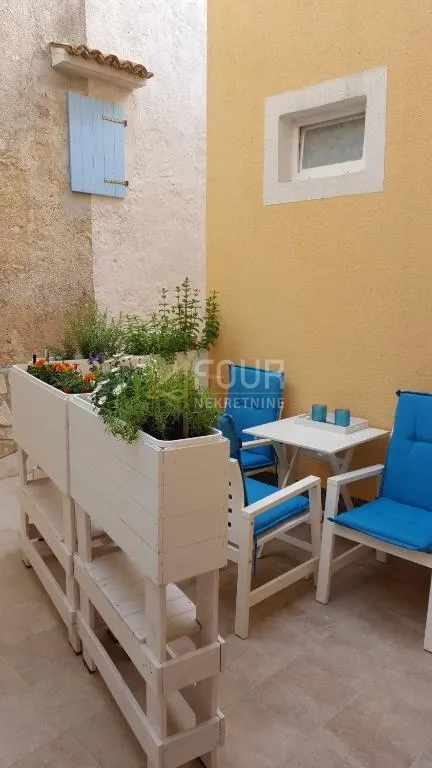 otok krk, baška, adaptirana kamena kuća 70m od mora - slika 33