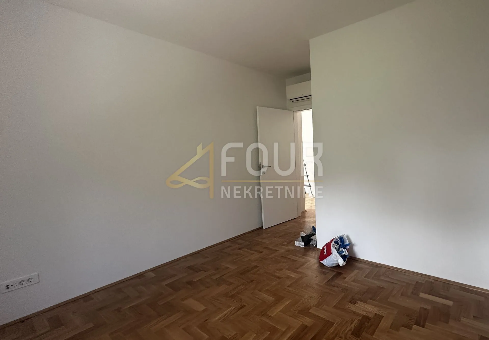 otok rab, kampor, stan u novogradnji, 100m2, 2s+db, pogled na more - slika 6